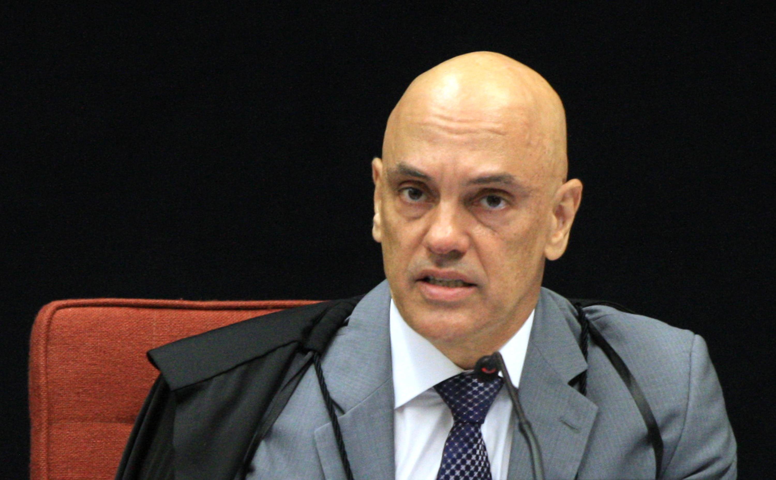 Alexandre de Moraes deve remarcar a data do depoimento de Bolsonaro