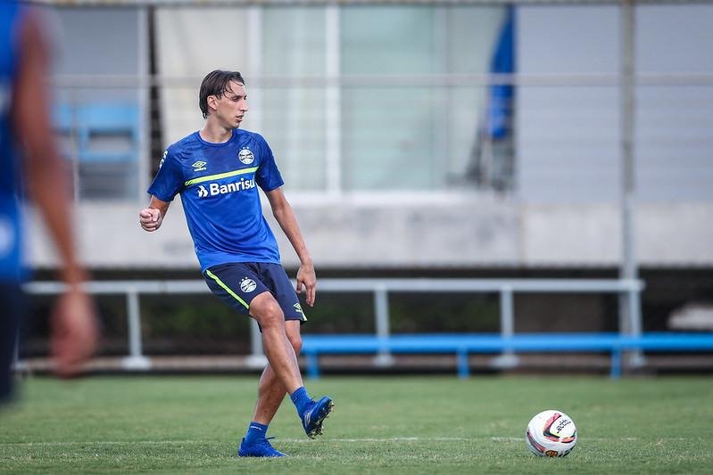 Geromel deve ser titular do Gr&ecirc;mio neste domingo