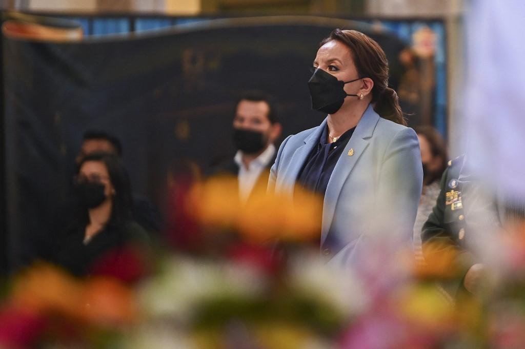 Xiomara Castro passa agora a trabalhar de forma remota