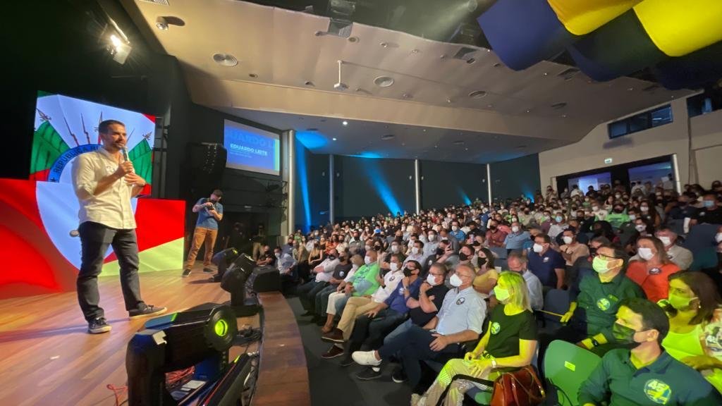 Leite discursou para centenas de filiados do PSDB neste s&aacute;bado