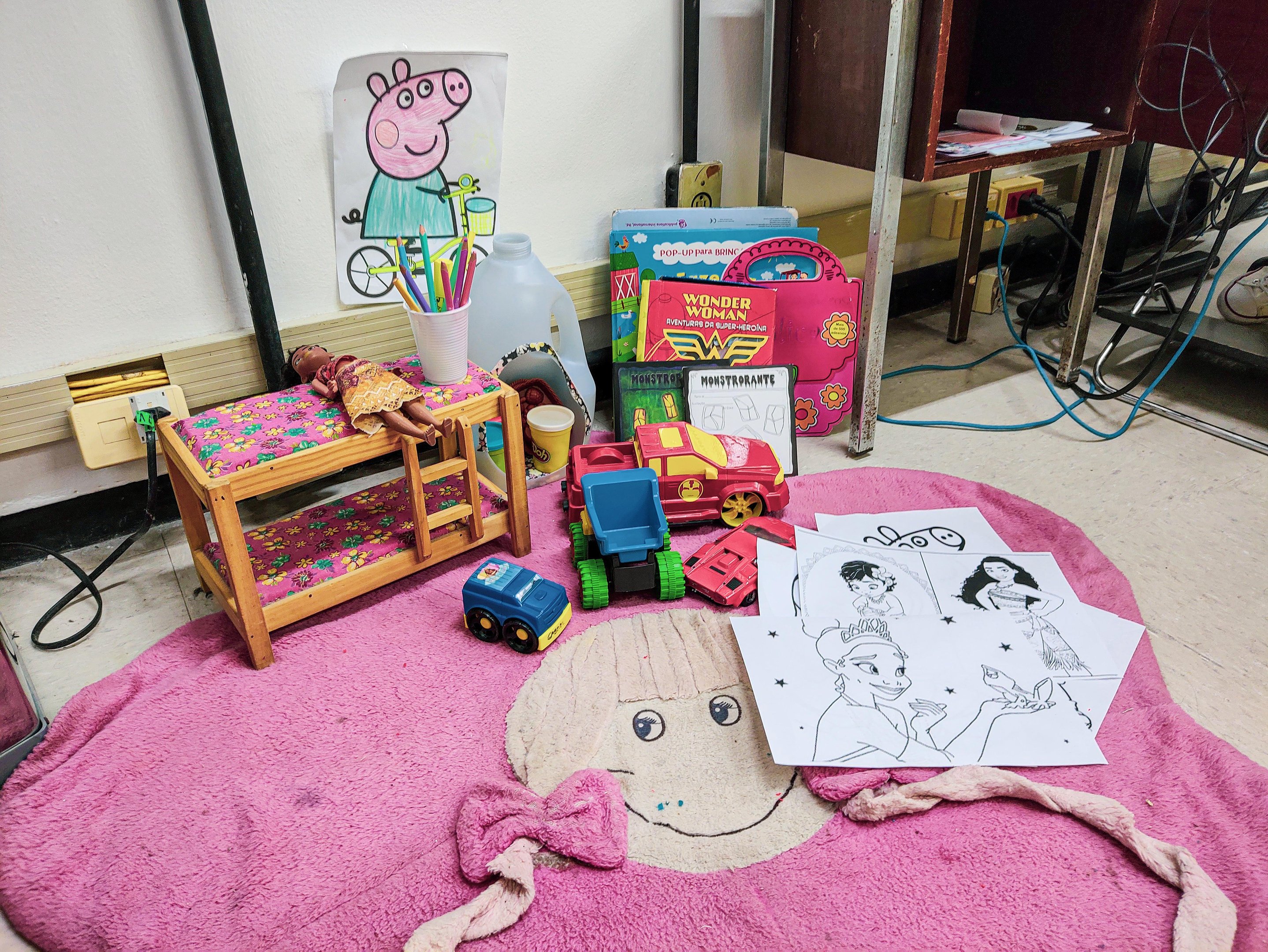 Espa&ccedil;o Kids conta com brinquedos e desenhos para pintura