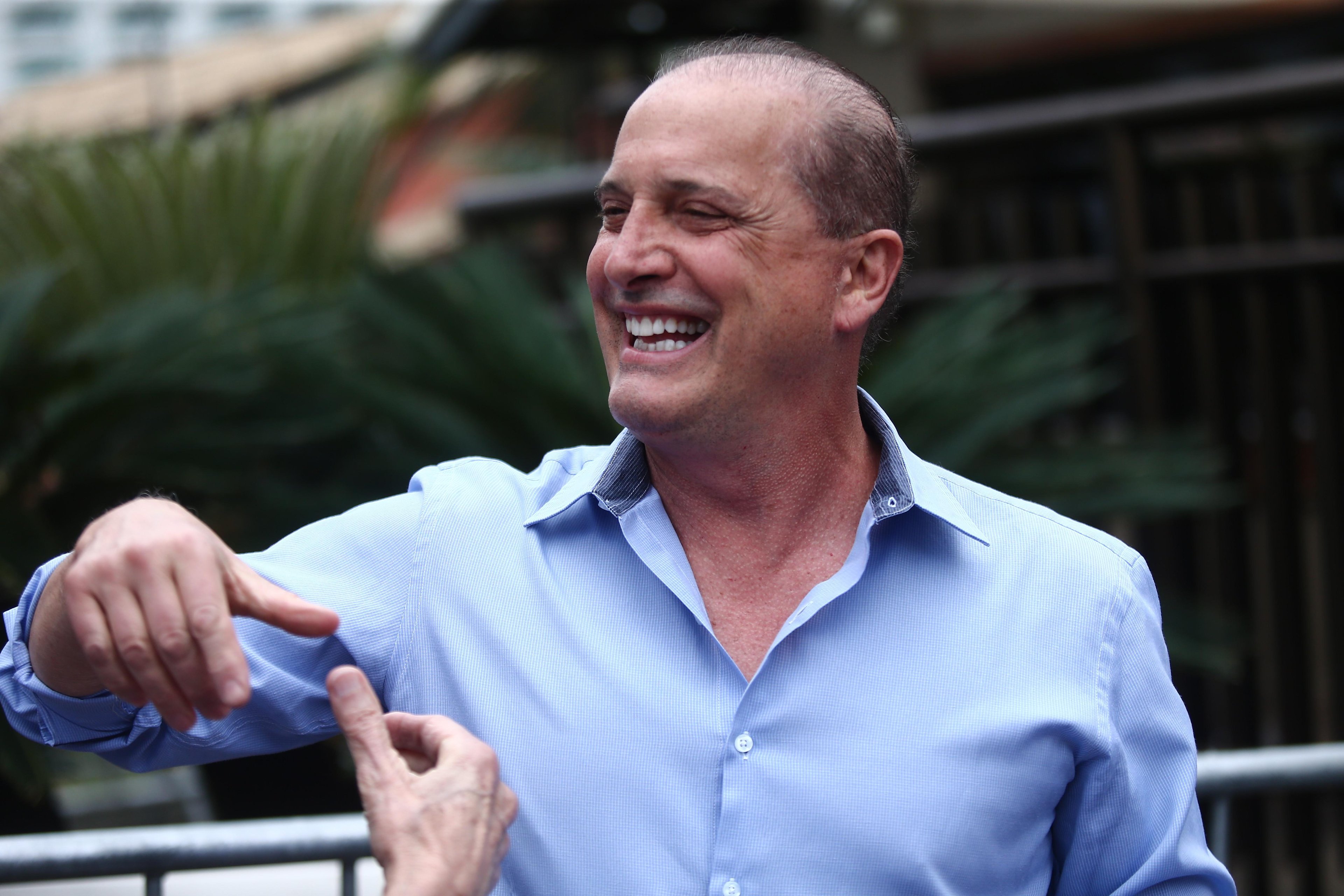 Grupo de l&iacute;deres pol&iacute;ticos do Dem, assim como ministro Onyx Lorenzoni, devem seguir o presidente no PL