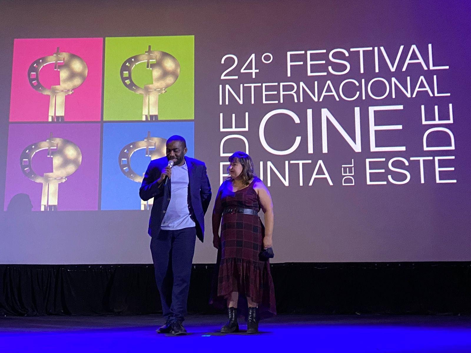 Na noite desta quinta-feira foram exibidas as &uacute;ltimas produ&ccedil;&otilde;es em competi&ccedil;&atilde;o, incluindo a brasileira 'Medida Provis&oacute;ria', dirigida por L&aacute;zaro Ramos