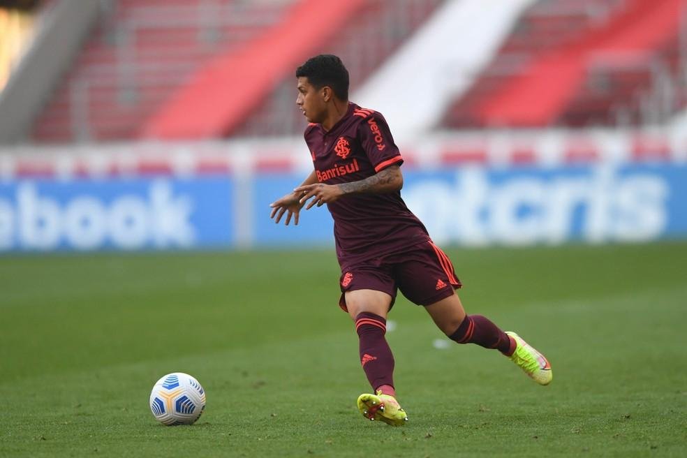 Maia n&atilde;o vem recebendo chances com o t&eacute;cnico Medina