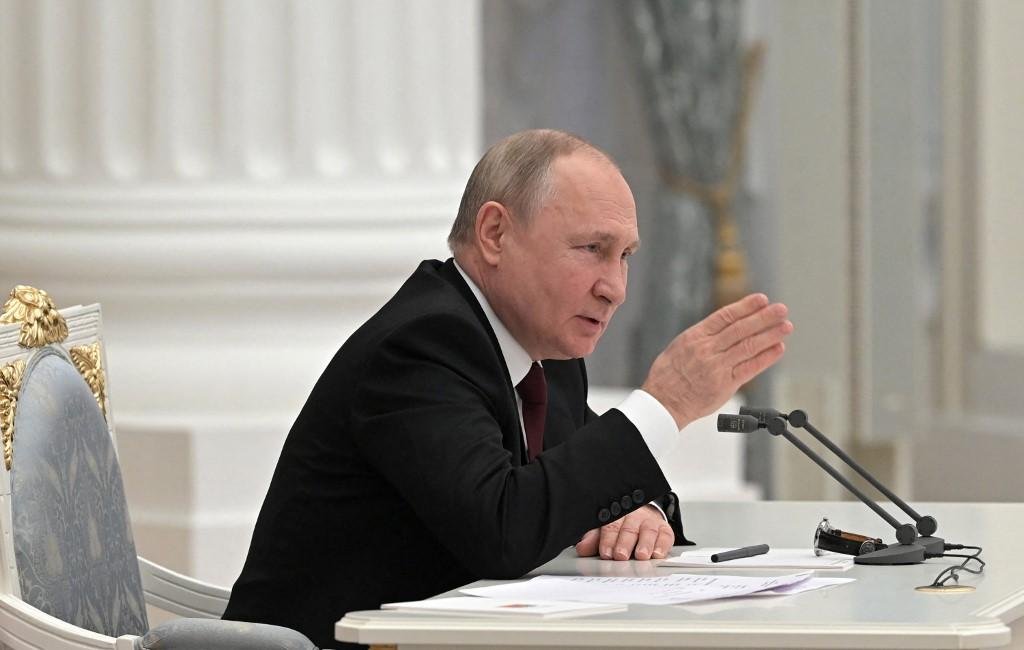 Os tr&ecirc;s l&iacute;deres "est&atilde;o de acordo em que esta medida unilateral da R&uacute;ssia constitui uma viola&ccedil;&atilde;o clara" dos acordos de paz