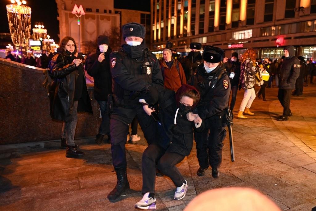 As autoridades russas amea&ccedil;aram reprimir qualquer manifesta&ccedil;&atilde;o "n&atilde;o autorizada"