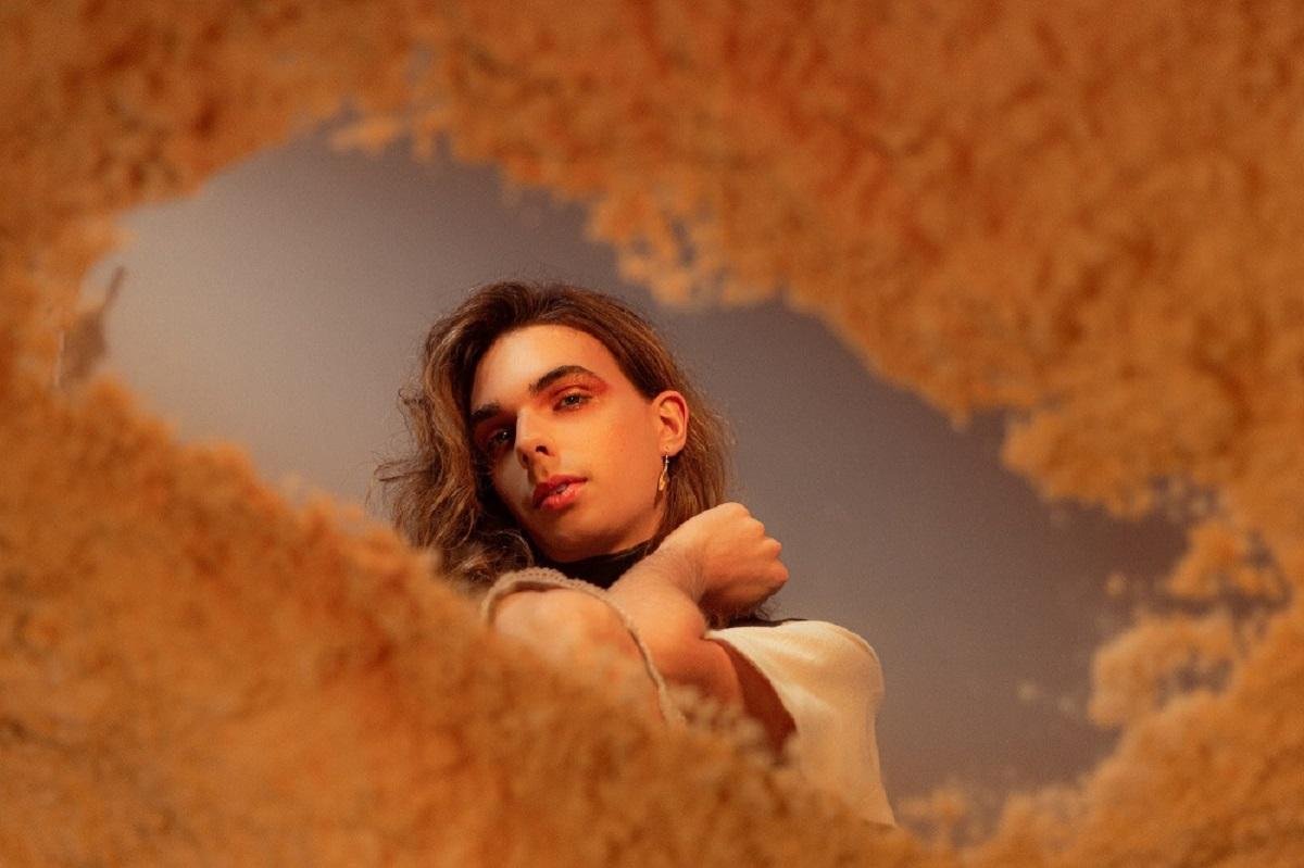 Data do 8 de mar&ccedil;o ter&aacute; lan&ccedil;amento de v&iacute;deo de Viridiana pelo projeto M&uacute;sica no Terra&ccedil;o