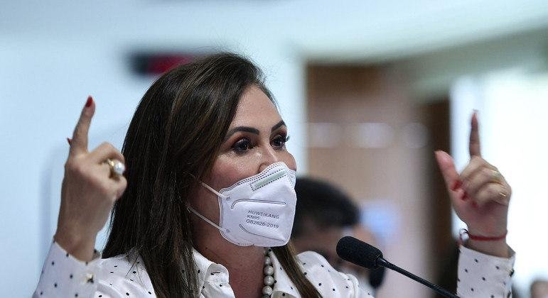 Senadora, que preside Comiss&atilde;o de Rela&ccedil;&otilde;es Exteriores, pede "mais empenho nos esfor&ccedil;os diplom&aacute;ticos" do governo brasileiro