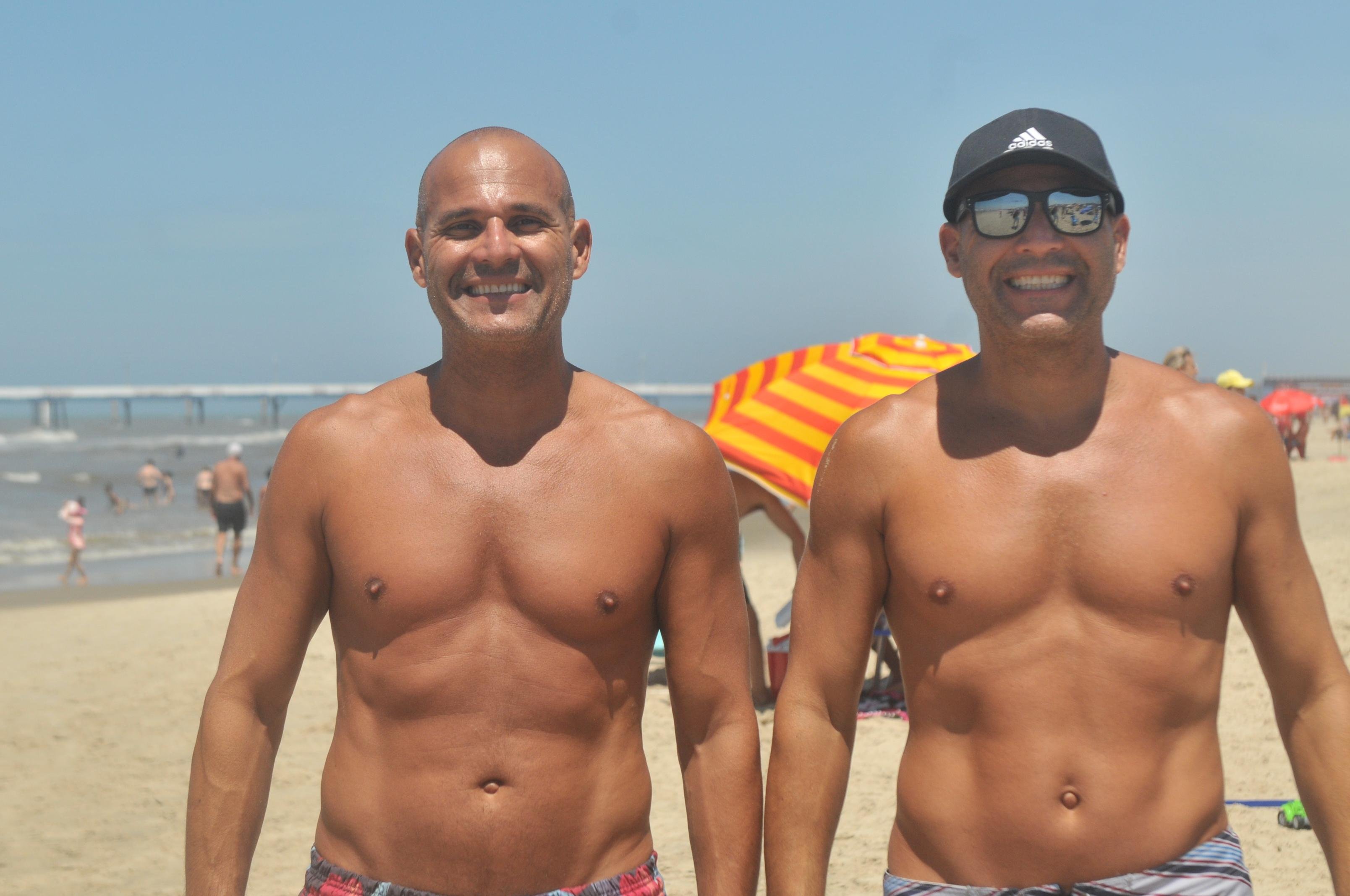 Antonio e Augusto Krug no litoral