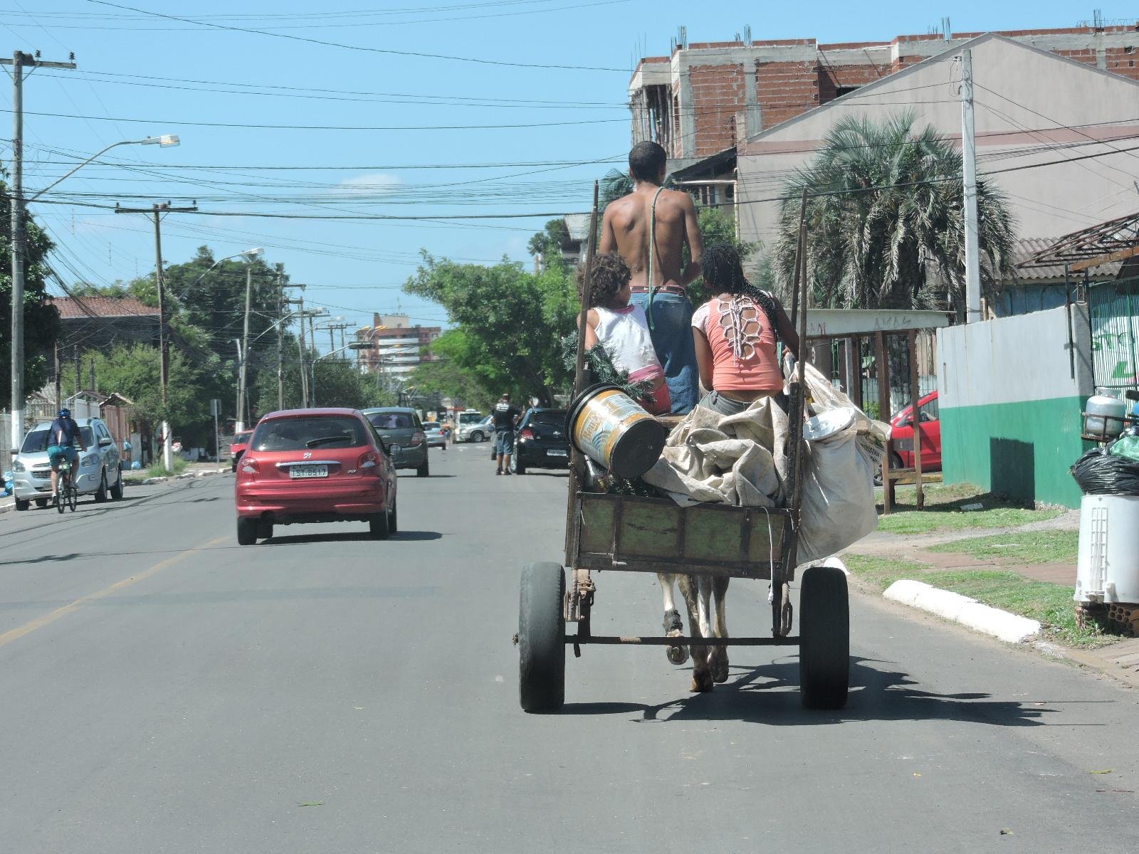 Os condutores que n&atilde;o residem nas localidades j&aacute; agendadas, dever&atilde;o aguardar at&eacute; que o servi&ccedil;o chegue em sua regi&atilde;o