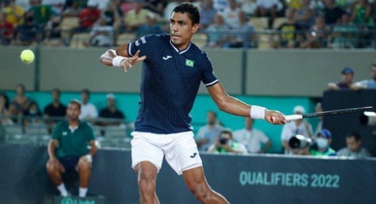Thiago Monteiro venceu e empatou confronto para o Brasil na Davis