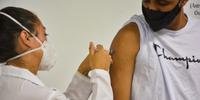 Avanço da vacinação segue como melhor medida de controle
