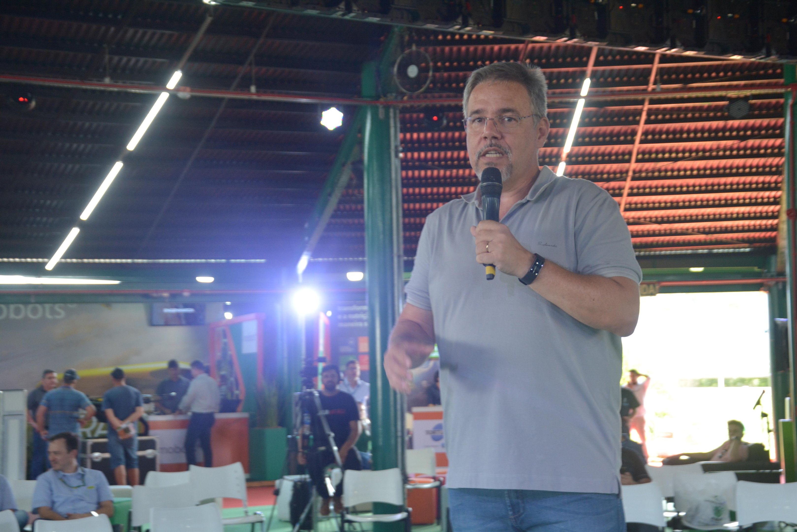 Villwock acentua que o foco do grupo &eacute; a gera&ccedil;&atilde;o de neg&oacute;cios, n&atilde;o de material cient&iacute;fico ou acad&ecirc;mico