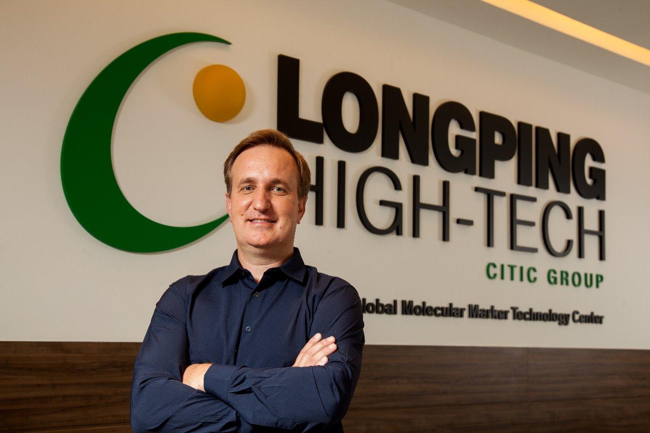 Jonathan Hilgert, gerente de marketing regional da Forseed, esteve na feira