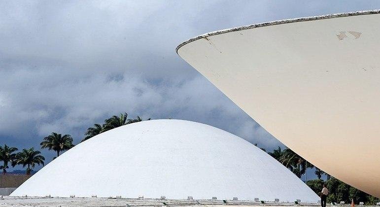 Congresso faz sess&atilde;o nesta quinta-feira para analisar 31 vetos e um PLN