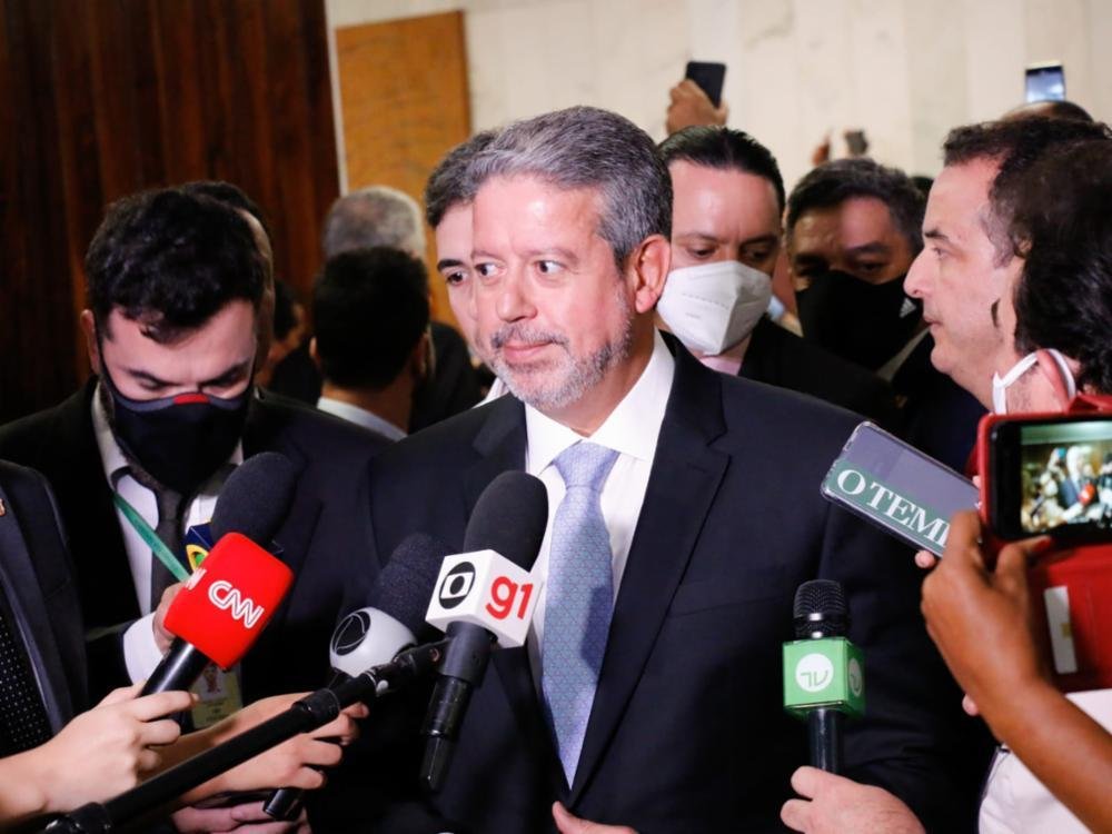 Lira diz que texto n&atilde;o resolve problema de forma imediata
