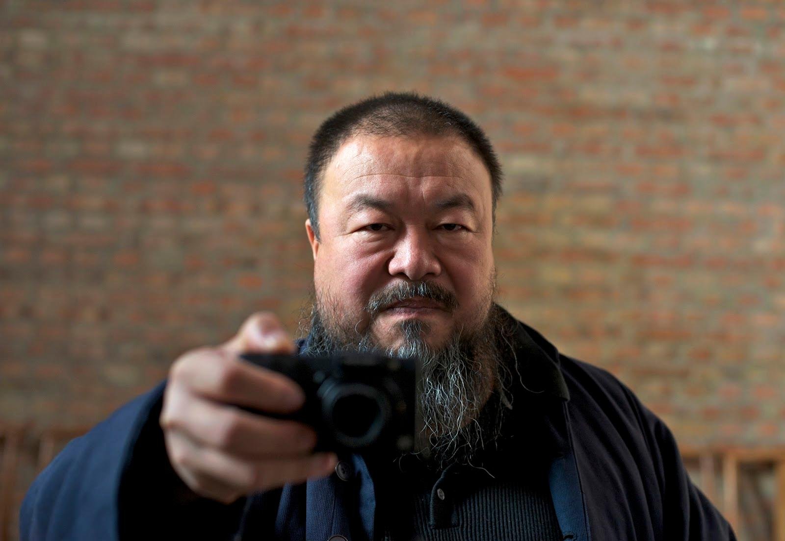 Ai Wei wei em cena de document&aacute;rio sobre sua biografia, 'Ai Wei Wei - Sem Perd&atilde;o'