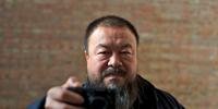 Ai Wei wei em cena de documentário sobre sua biografia, 'Ai Wei Wei - Sem Perdão'