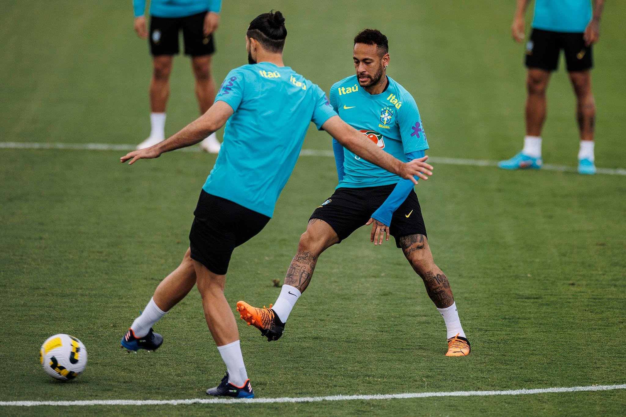 Neymar volta a atuar pelo Brasil nesta quinta-feira