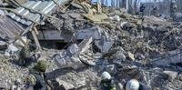 Quartel é destruído após ataque de mísseis russos em Mykolaiv, no sul da Ucrânia