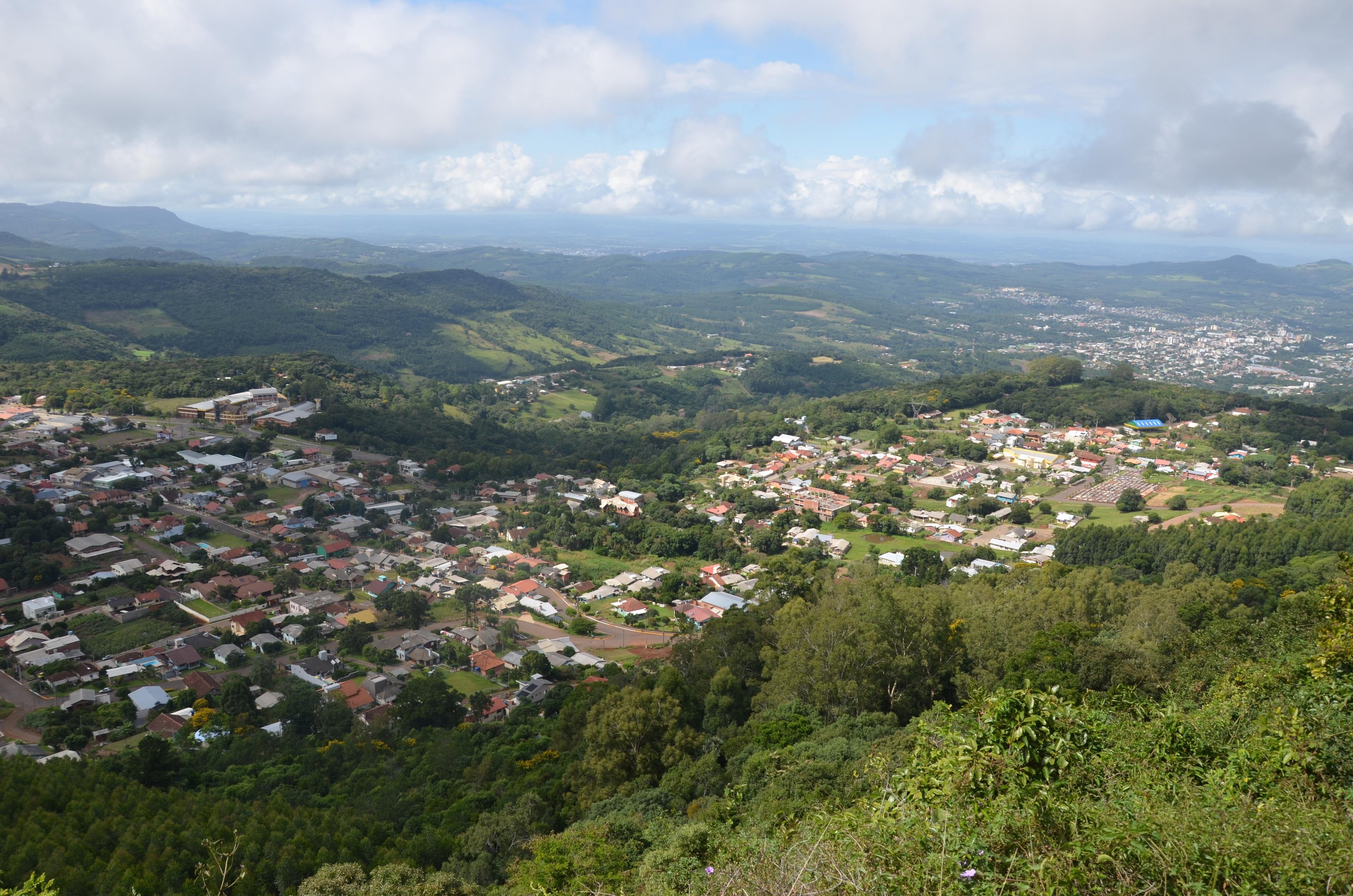 Programa&ccedil;&atilde;o contar&aacute; com atra&ccedil;&otilde;es art&iacute;sticas e musicais, al&eacute;m de feiras, caminhada, p&ocirc;r do sol musical e muita divers&atilde;o