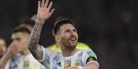 Messi se despediu da torcida com vitória por 3 a 0