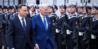 Joe Biden esteve reunido com Andrzej Duda em Varsóvia
