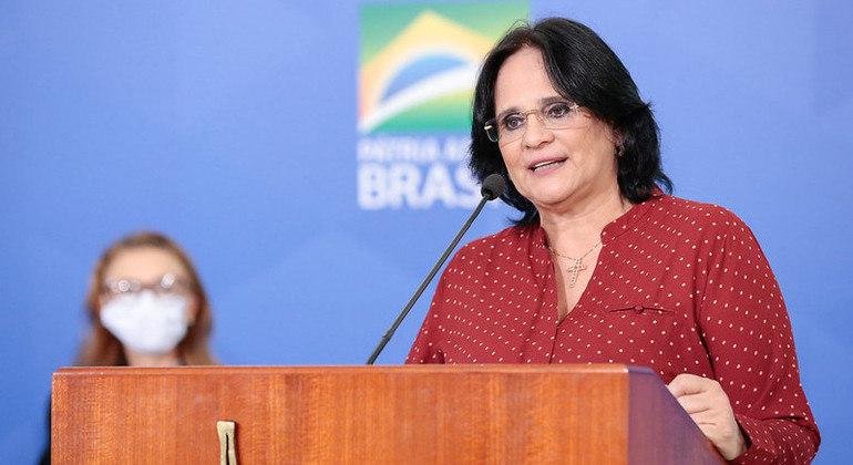 Ministra da Mulher, da Fam&iacute;lia e dos Direitos Humanos fica no cargo at&eacute; esta quinta-feira