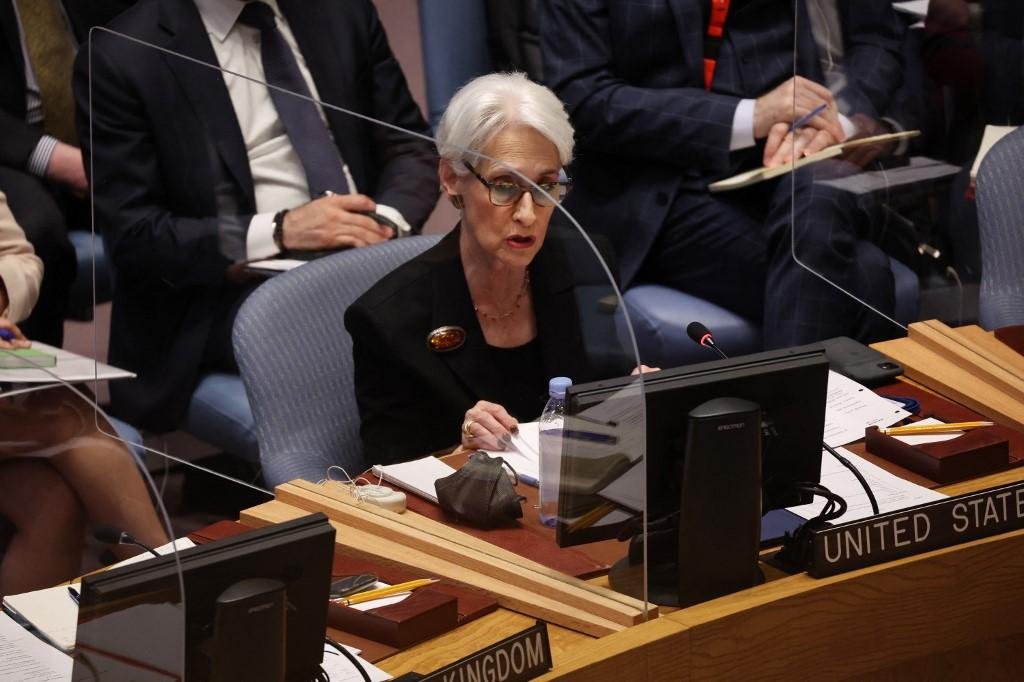 "O presidente russo, Vladimir Putin, come&ccedil;ou esta guerra. Ele criou esta crise alimentar mundial e &eacute; ele quem pode par&aacute;-la", disse Wendy Sherman