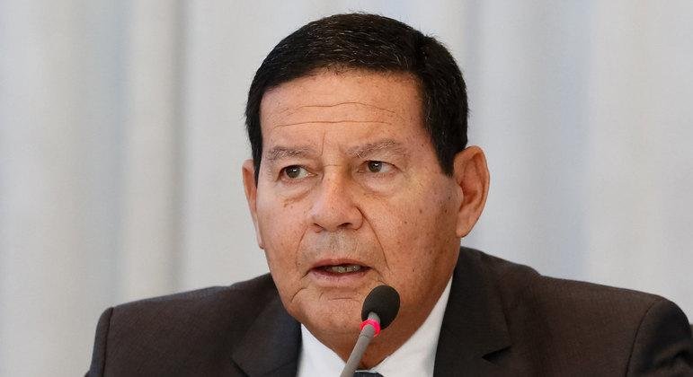 Mour&atilde;o diz que a troca no comando da Petrobras n&atilde;o vai gerar mudan&ccedil;as na gest&atilde;o