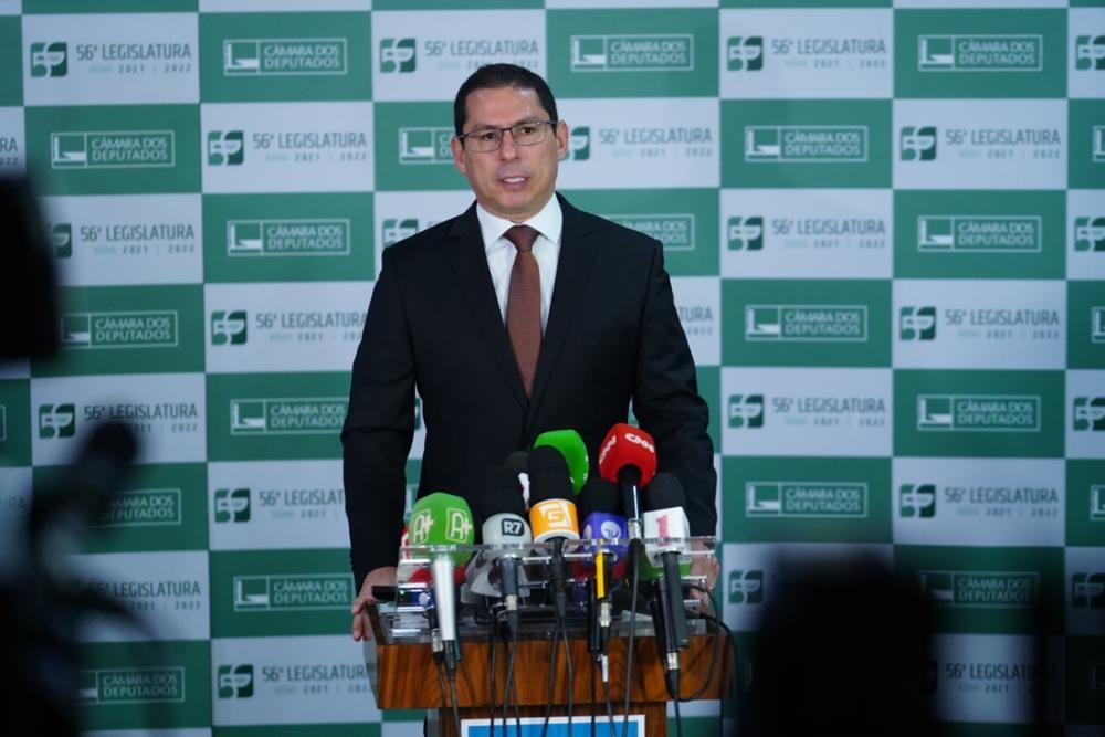 Equipe da PF chegou ao Congresso para negociar cumprimento de decis&atilde;o do ministro Alexandre de Moraes contra Daniel Silveira
