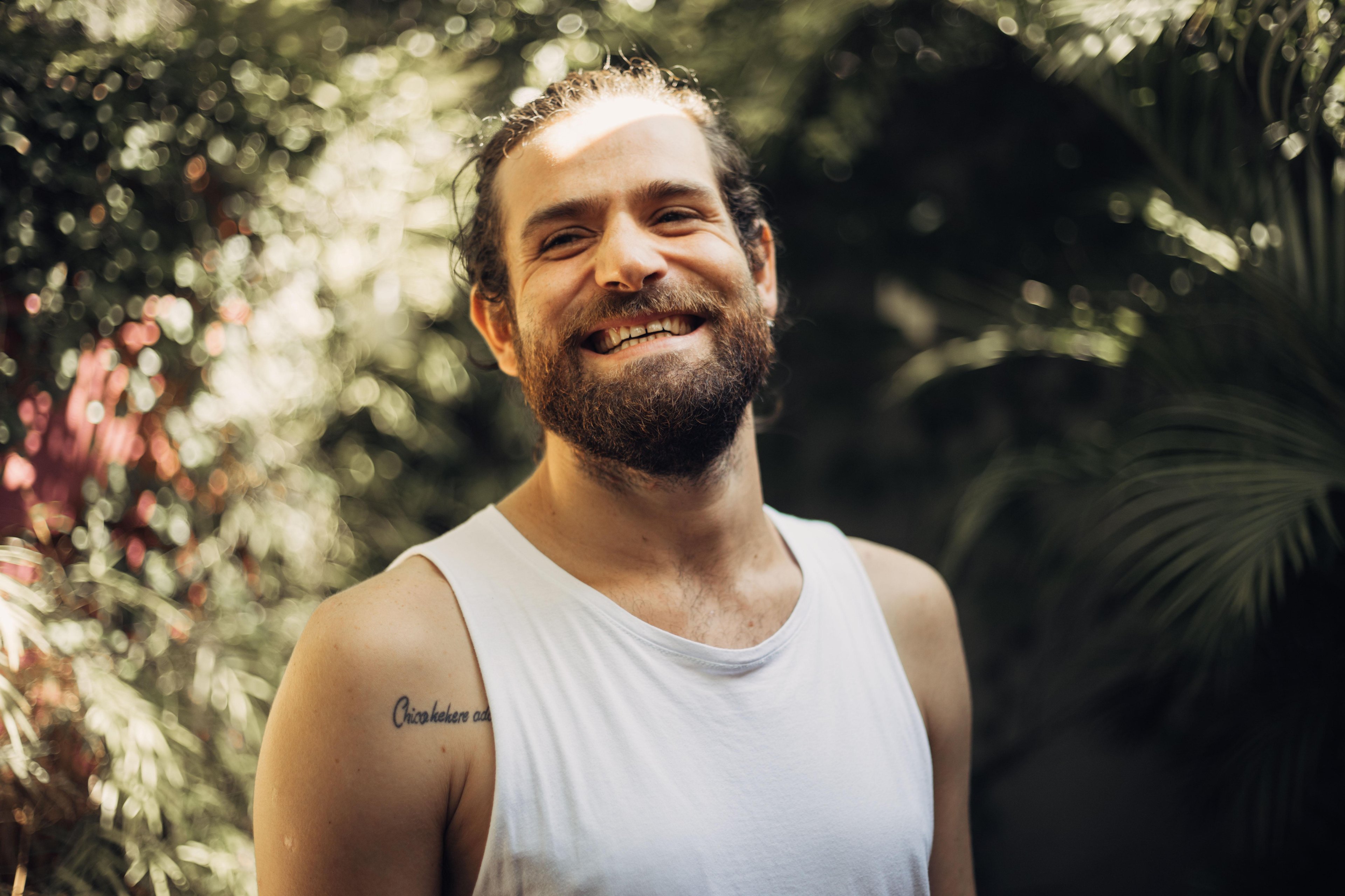 Violeiro S&oacute; abre temporada 2022 do Teatro Sinduscon RS