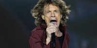 Mick Jagger coescreveu, gravou e interpretou a música-tema da série
