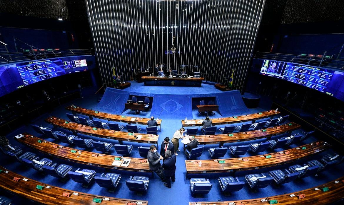 Senado aprovou cria&ccedil;&atilde;o da bula digital