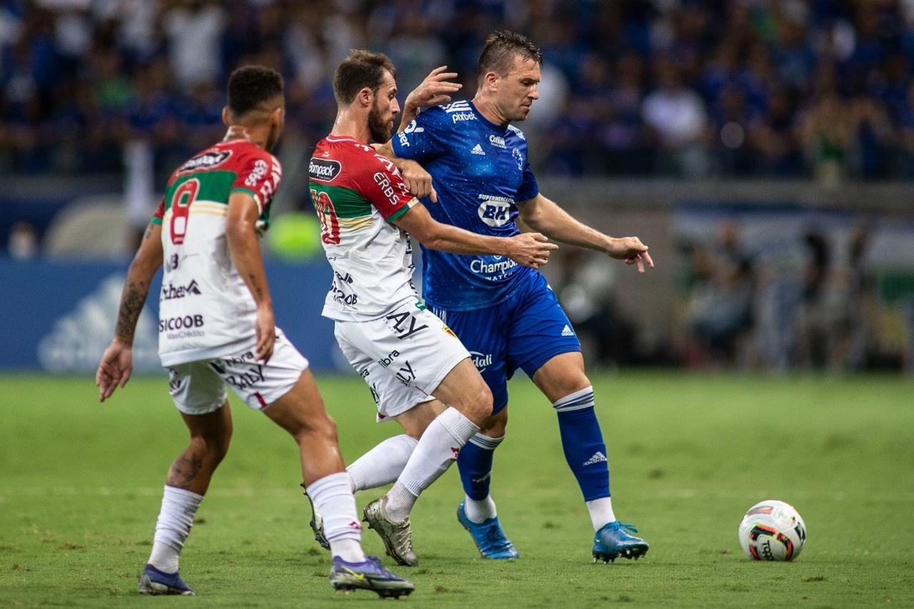 Cruzeiro venceu o Brusque por 1 a 0