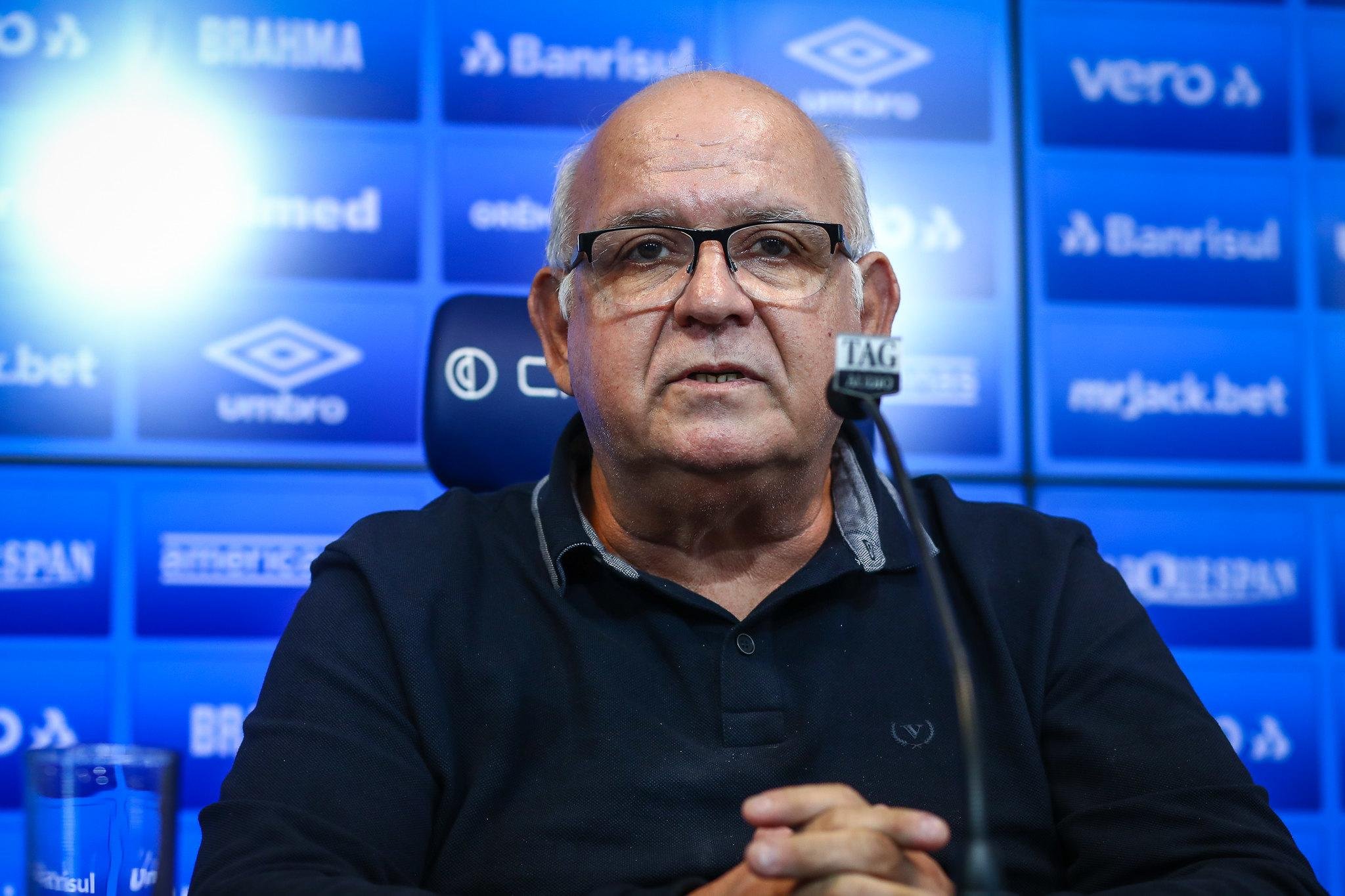 Caso oficialize sua pr&eacute;-candidatura, Romildo dever&aacute; deixar o comando do Gr&ecirc;mio