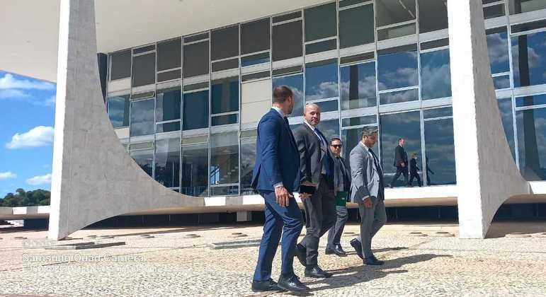 Deputado Daniel Silveira foi ao STF, mas n&atilde;o conseguiu entrar no plen&aacute;rio