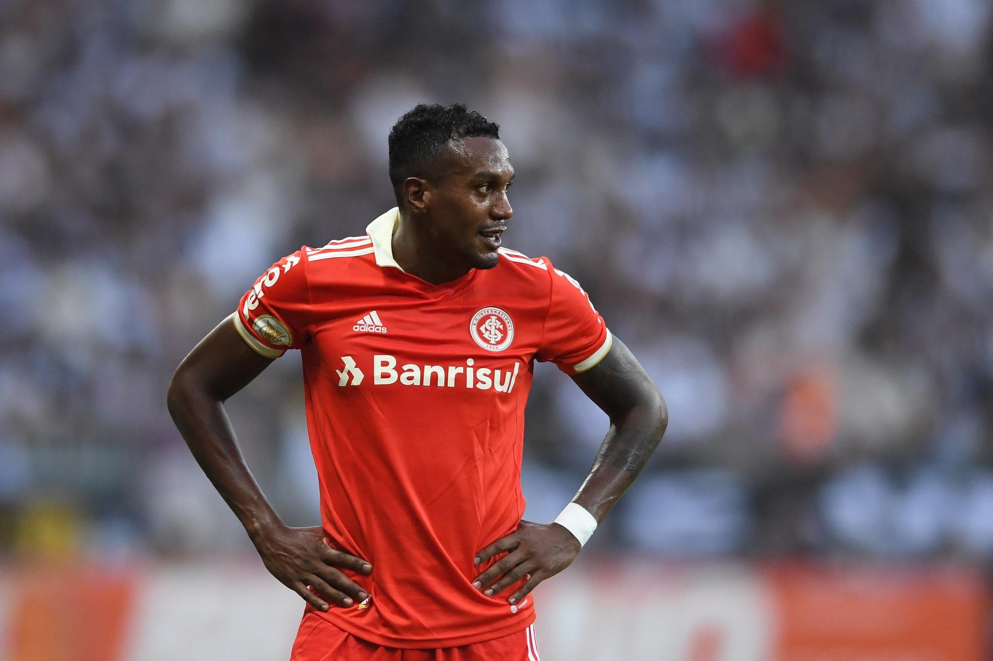 Edenilson vai atuar em Belo Horizonte na pr&oacute;xima temporada