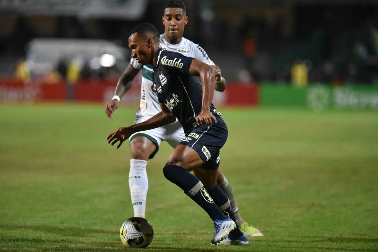 Santos perdeu para o Coritiba e est&aacute; em desvantagem na Copa do Brasil