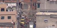 Moradores protestaram nas ruas da comunidade São Carlos, onde a menina morava