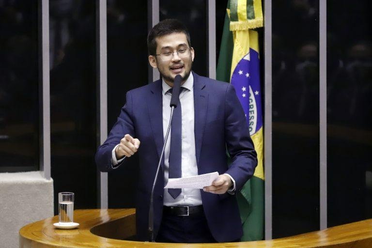 Na posse, Kataguiri disse que a comiss&atilde;o vai apurar den&uacute;ncias de corrup&ccedil;&atilde;o na Educa&ccedil;&atilde;o