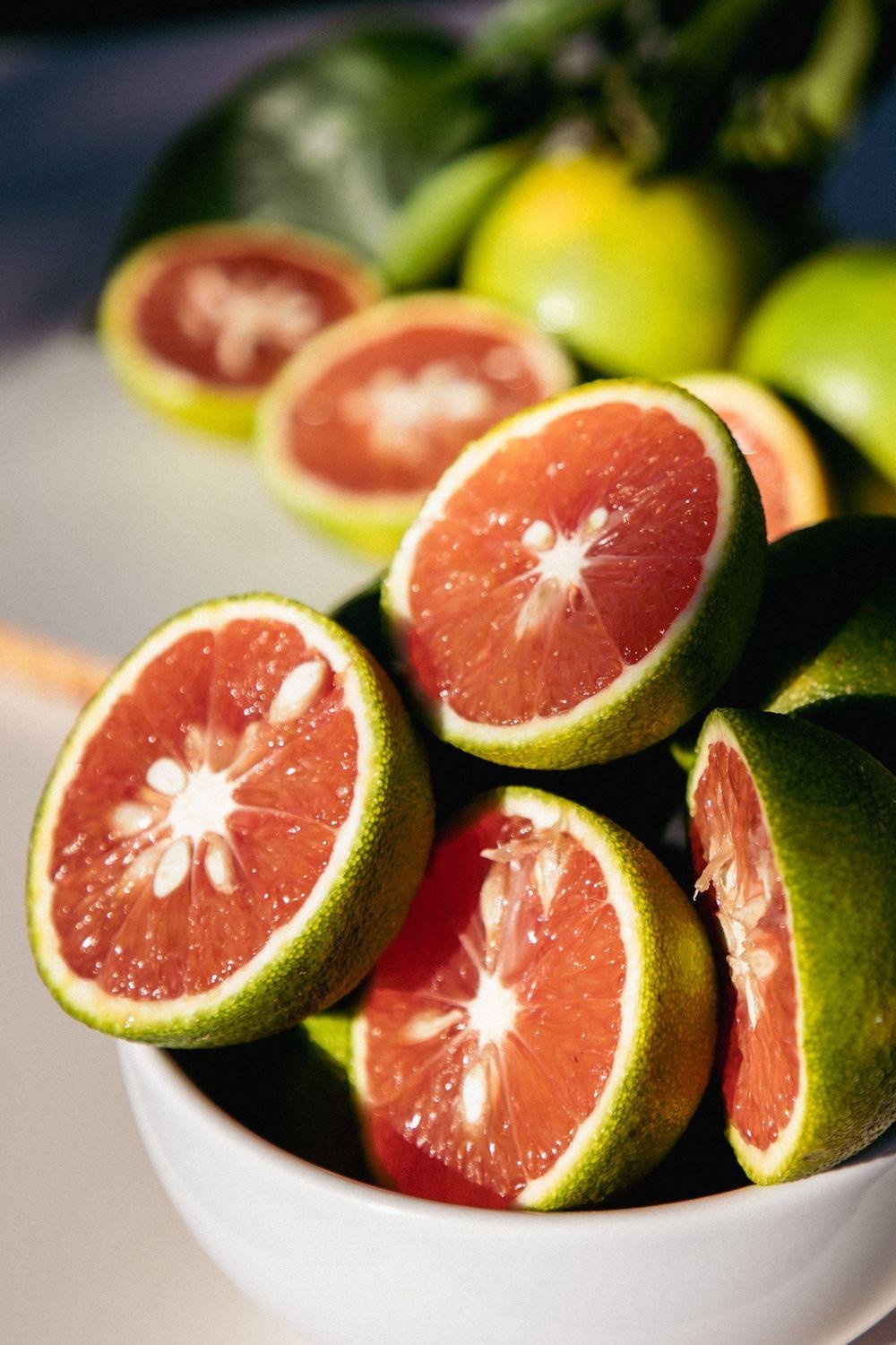 Variedade conhecida tamb&eacute;m como "laranja sangu&iacute;nea" &eacute; origin&aacute;ria da &Iacute;ndia, observa agr&ocirc;nomo