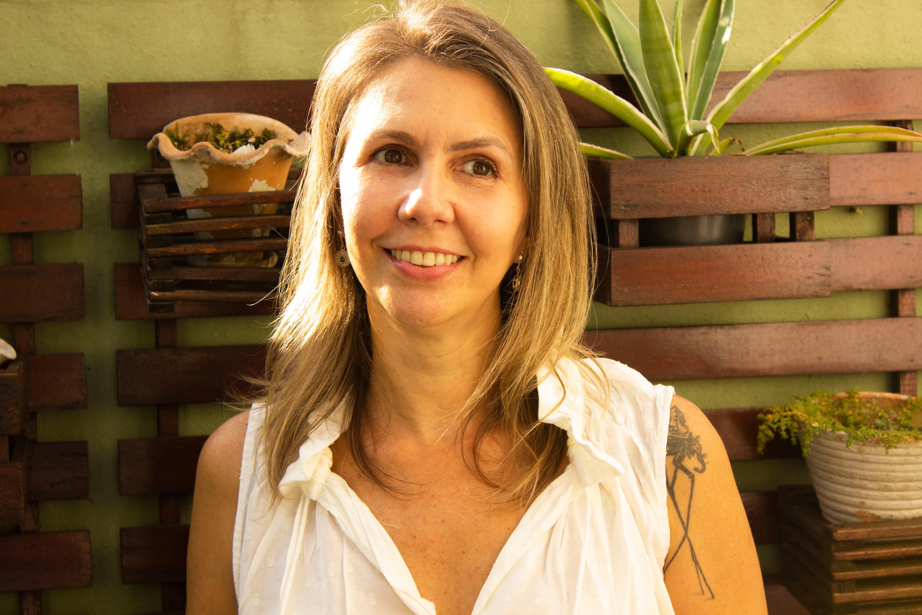 O lan&ccedil;amento do novo livro de Irka Barrios, "J&uacute;piter Marte Saturno", ocorre neste s&aacute;bado, dia 7