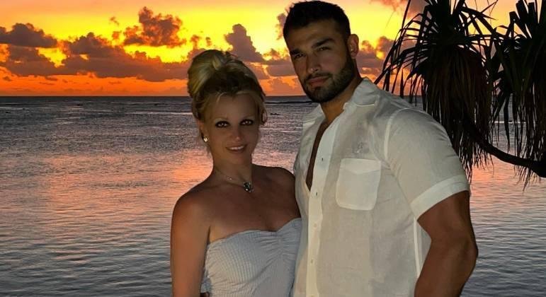 Britney Spears e Sam Asghari est&atilde;o juntos desde 2016