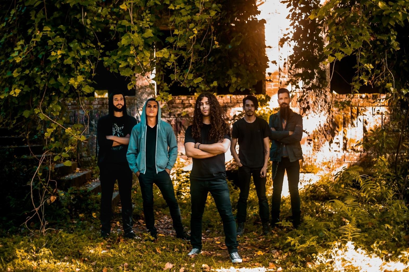 A banda aposta numa sonoridade focada no Death Metal mel&oacute;dico, com influ&ecirc;ncias variadas