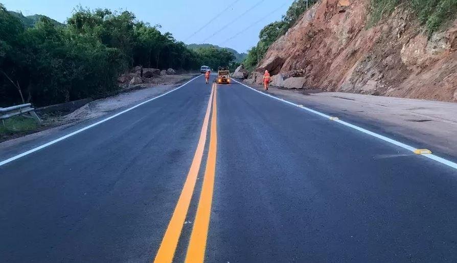 O bloqueio atingir&aacute; os dois sentidos da rodovia