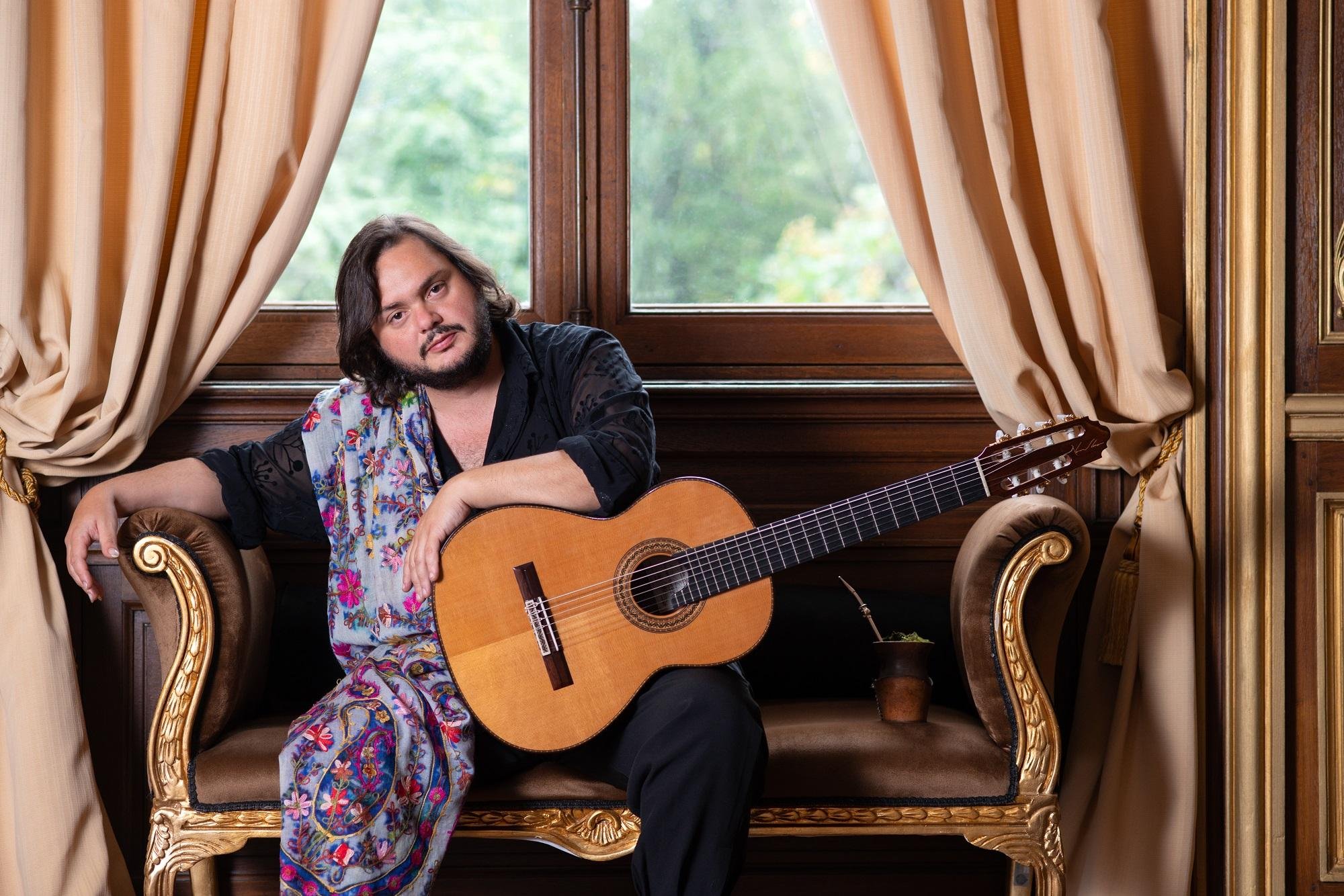 M&uacute;sico passo-fundense faz show nesta quinta na Capital e sexta-feira na Feevale