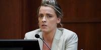 Whitney Henriquez, imã de Amber Heard, no tribunal