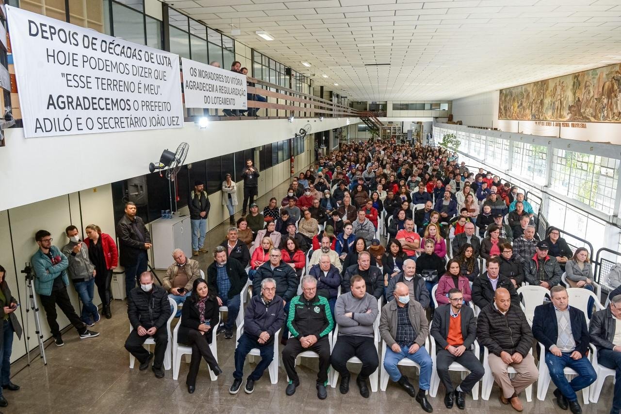 Conforme o presidente da Associa&ccedil;&atilde;o de Moradores, Gen&eacute;sio Jesus dos Santos, moradores buscam a regulariza&ccedil;&atilde;o desde 1998