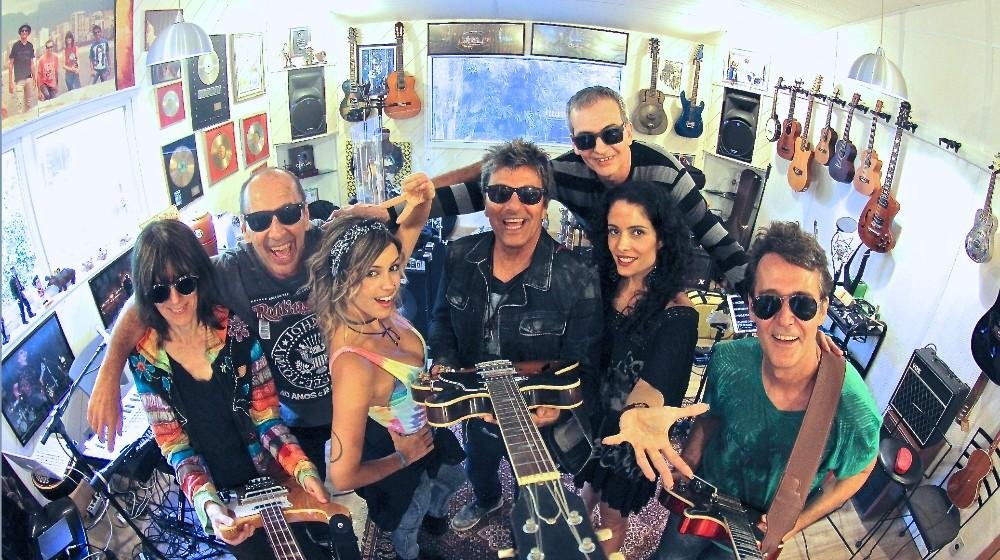 A banda Blitz &eacute; conhecida por sua mistura de rock, pop, funk, reggae, samba e blues e letras divertidas e irreverentes.